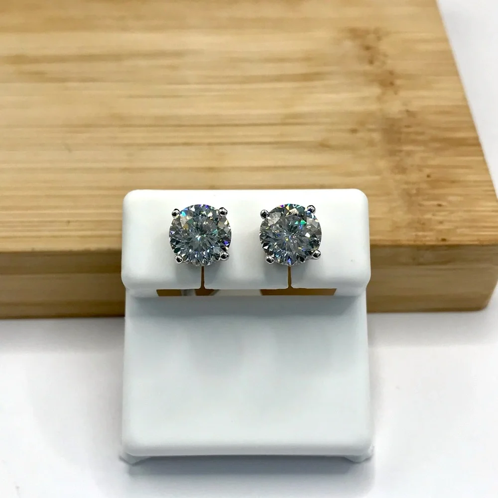 925 Sterling Silver Classic Round 4.00CT MOISSANITE  Stud Earrings Screw Back